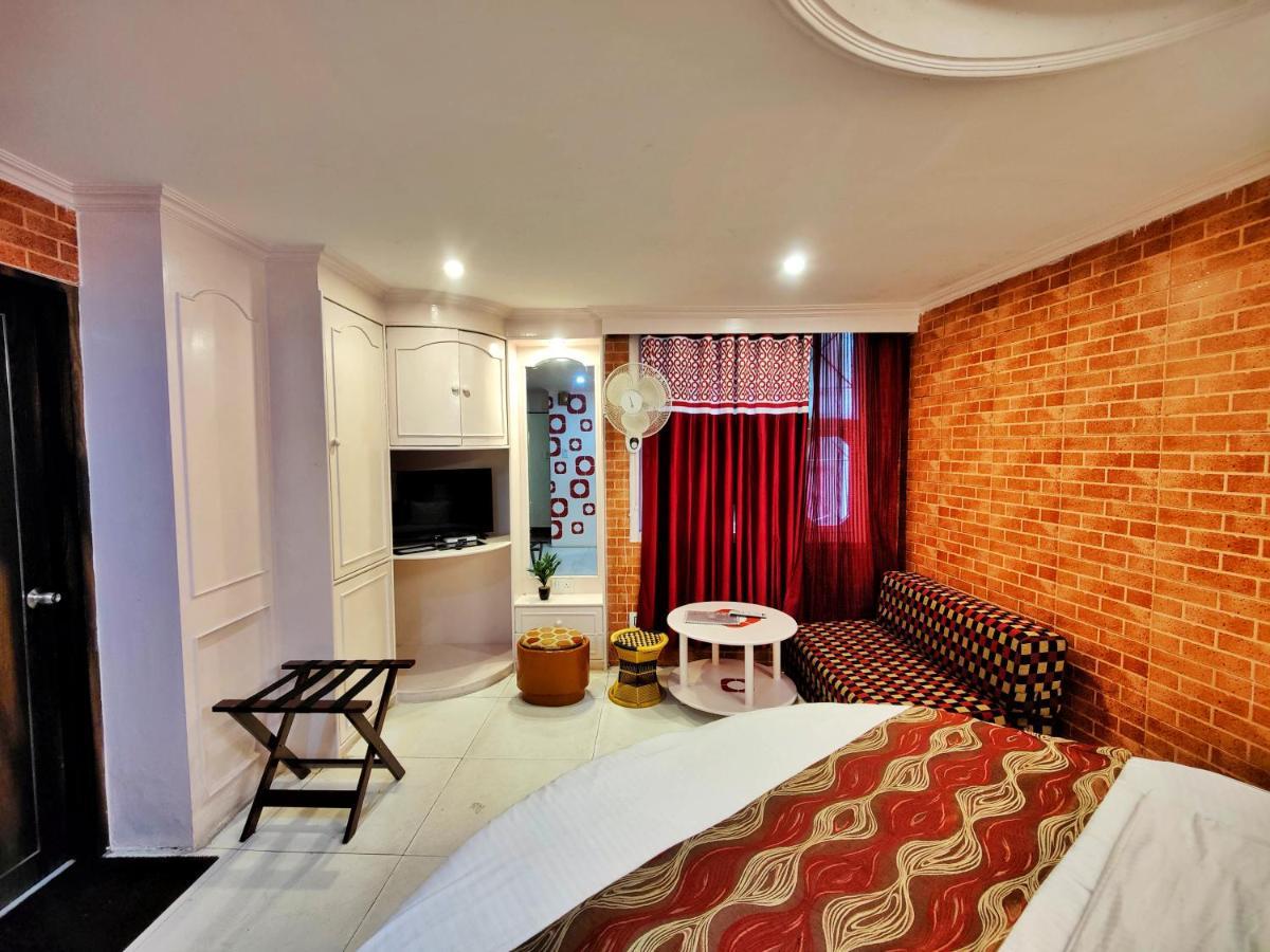 Auckland Hotel And Restaurant Near Mall Road Shimla Exterior photo