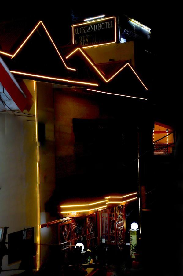 Auckland Hotel And Restaurant Near Mall Road Shimla Exterior photo